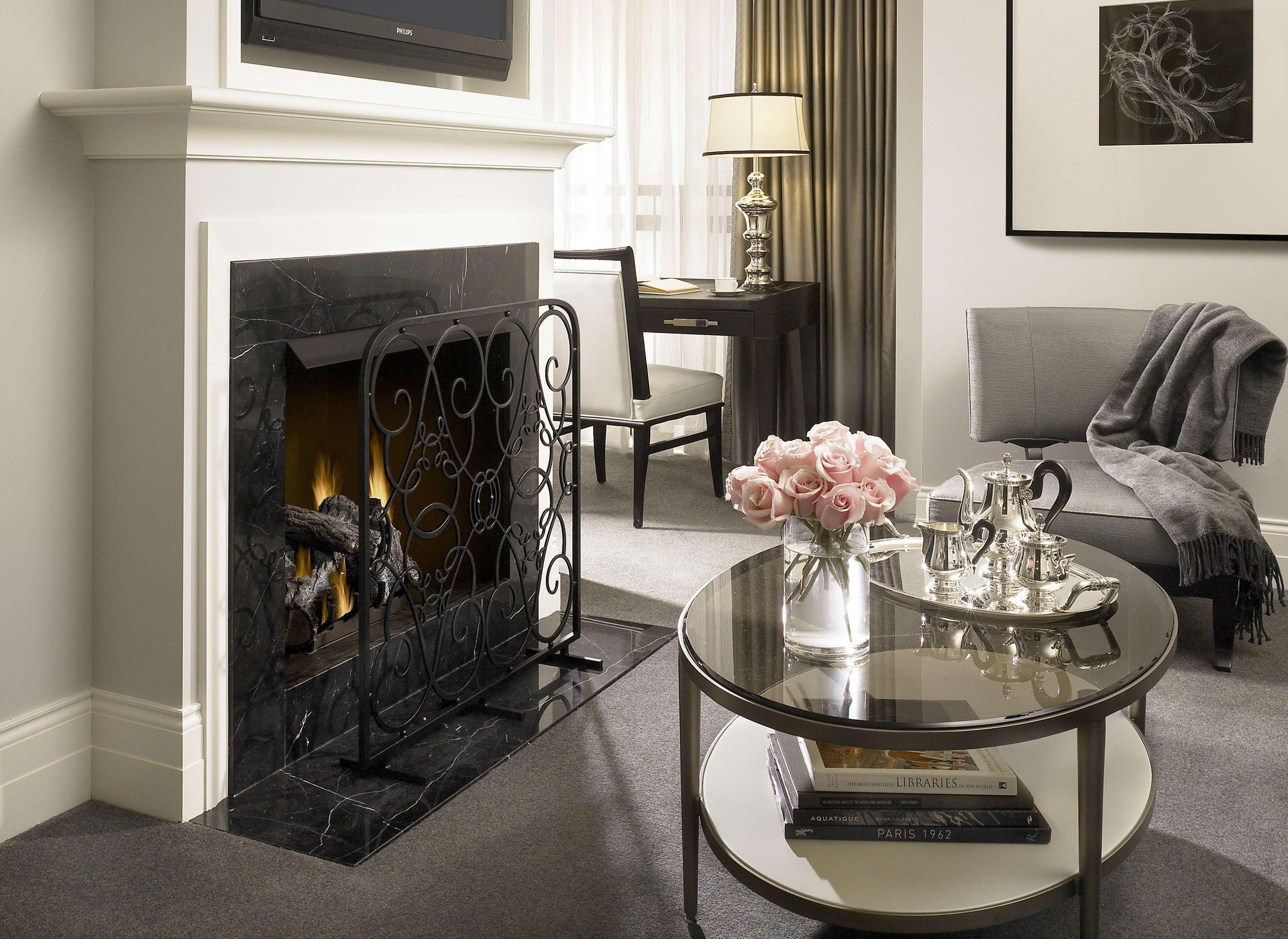 Hotel Waldorf Astoria Chicago Esterno foto