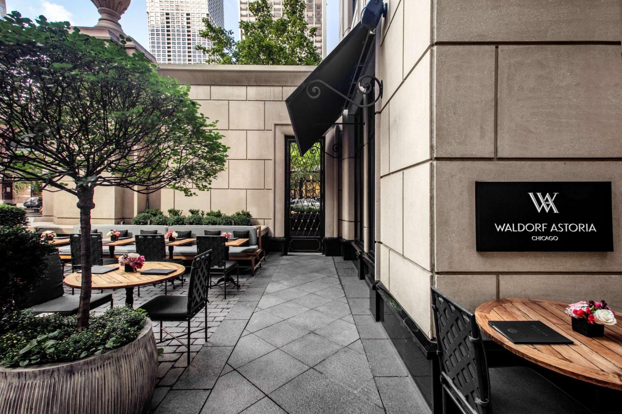 Hotel Waldorf Astoria Chicago Esterno foto